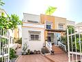 Semi detached in Los Altos