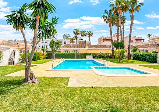 Bungalow in Los Alcazares