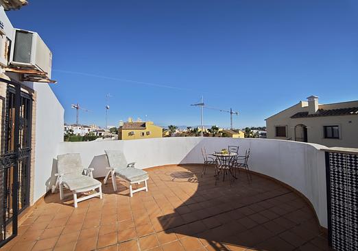 Villa in Algorfa