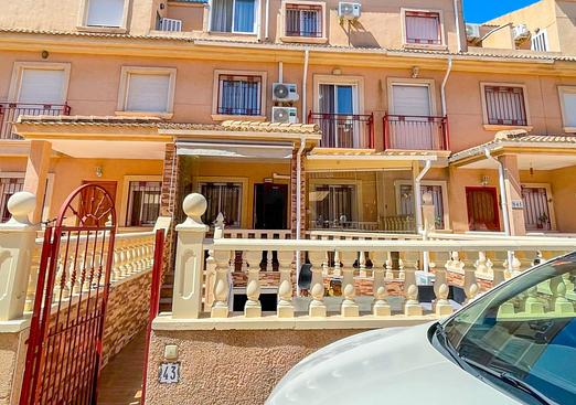 Town house in Orihuela Costa