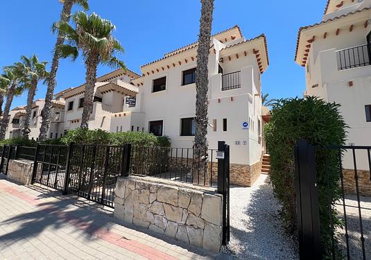 Villa in Algorfa