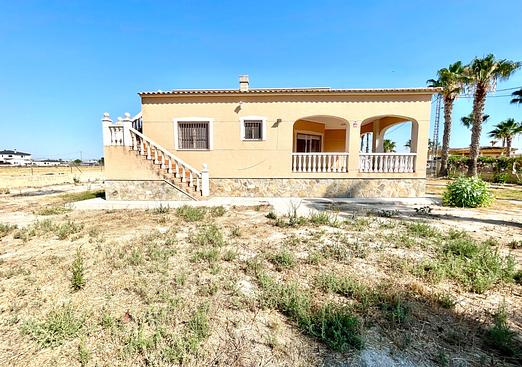 Villa in Catral