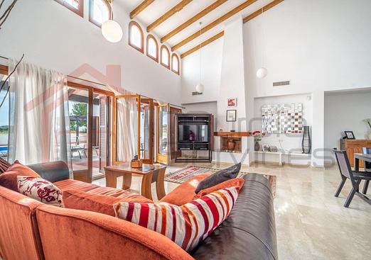 Villa in El Valle Golf Resort