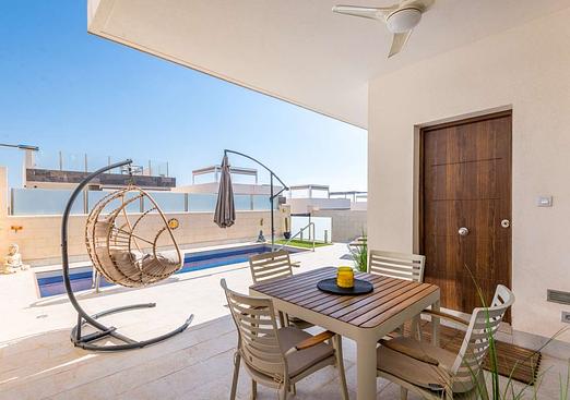 Villa in Orihuela Costa