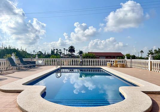 Villa in Catral