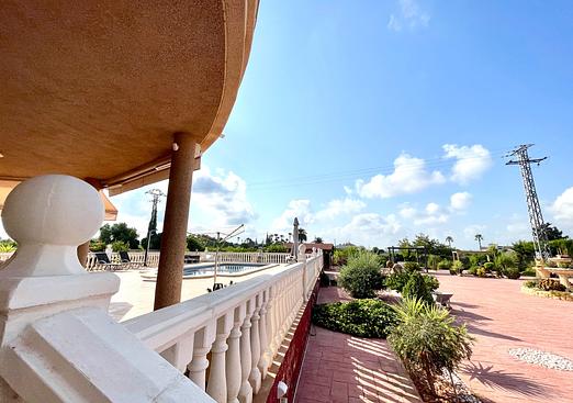 Villa in Catral