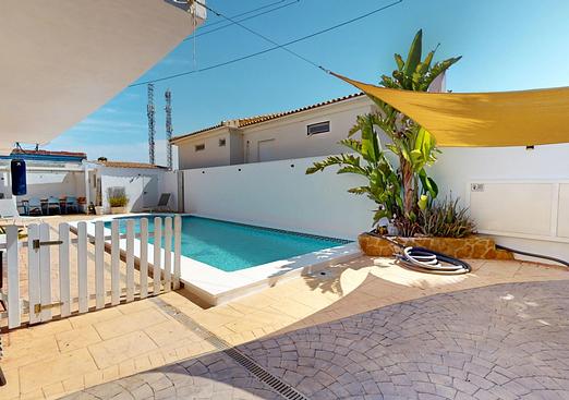 Villa in Los Alcazares