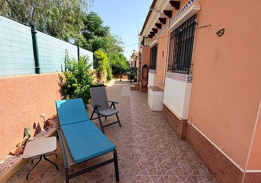 Villa in Los Montesinos