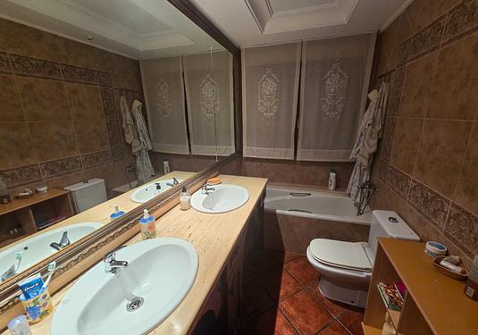 Villa in Elche