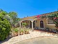 Villa in Elche