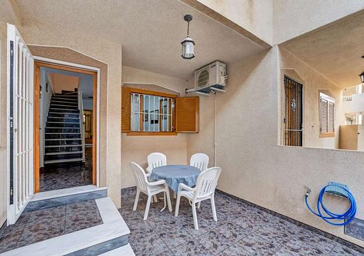 Town house in Lo Pagan