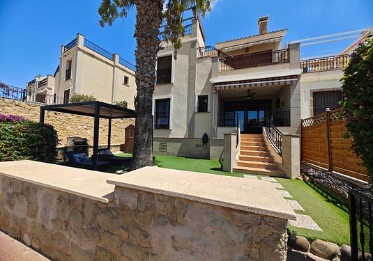 Apartment in Algorfa