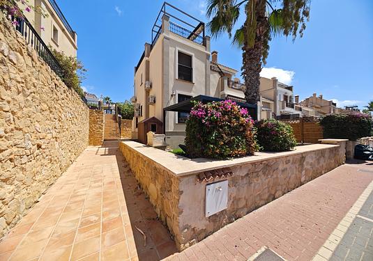 Apartment in Algorfa