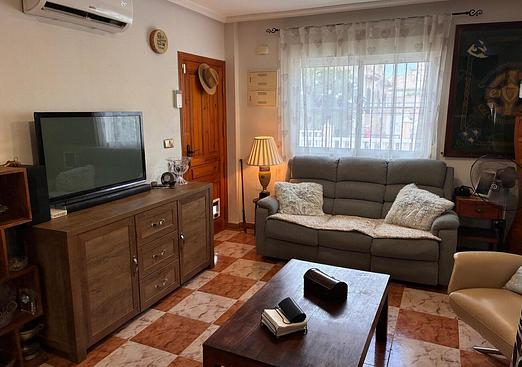 Semi detached in Lomas de Caboroig