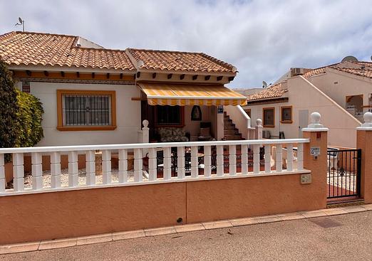 Semi detached in Lomas de Caboroig