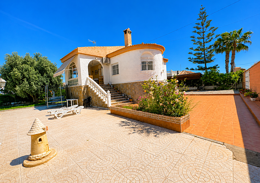 Villa in Torrevieja
