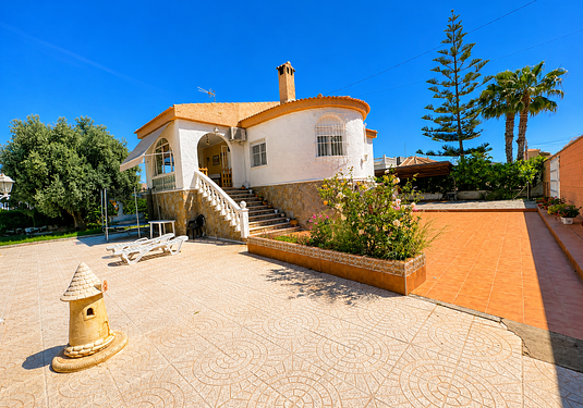 Villa in Torrevieja