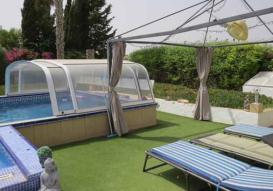 Country house in Dolores