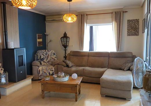 Country house in Dolores