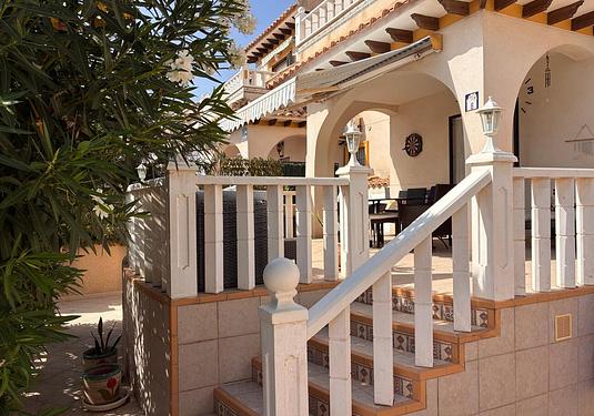 Quad villa in Lomas de Caboroig