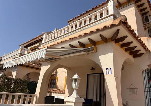 Quad villa in Lomas de Caboroig