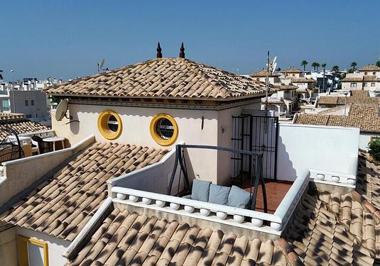 Quad villa in Lomas de Caboroig