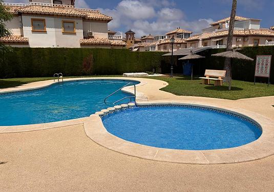 Quad villa in Lomas de Caboroig