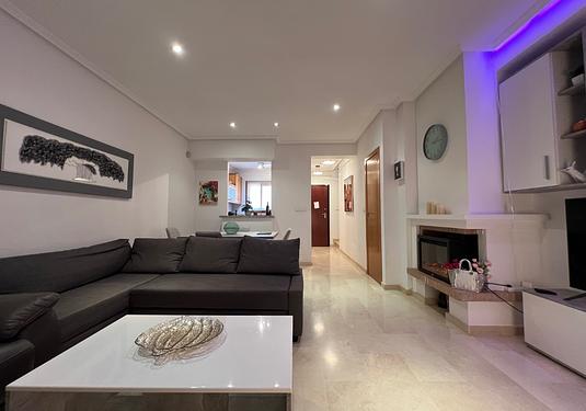 Town house in Algorfa