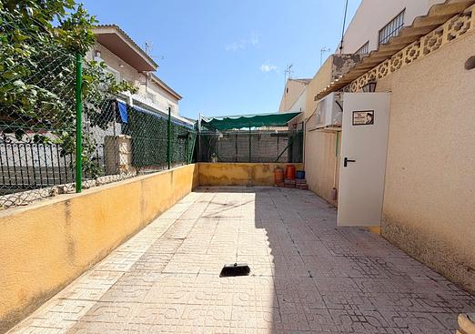 Town house in Los Alcazares