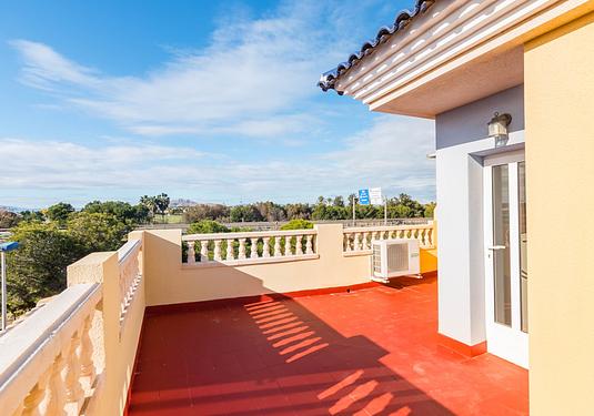 Town house in Los Alcazares