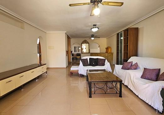 Villa in Los Alcazares