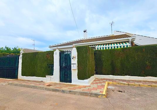 Villa in Los Alcazares