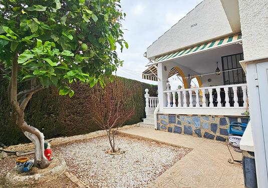 Villa in Los Alcazares