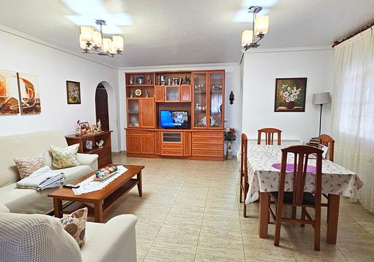 Villa in Los Alcazares