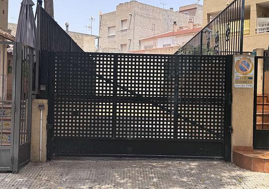 Parking  in Lo Pagan