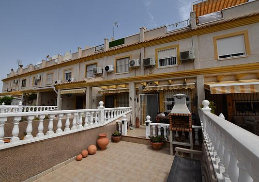 Town house in Algorfa