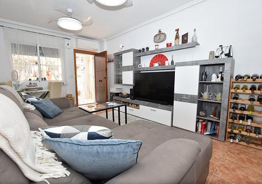 Town house in Algorfa