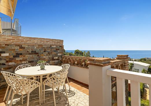 Apartment in El Higueron