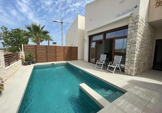 Villa in Benijofar
