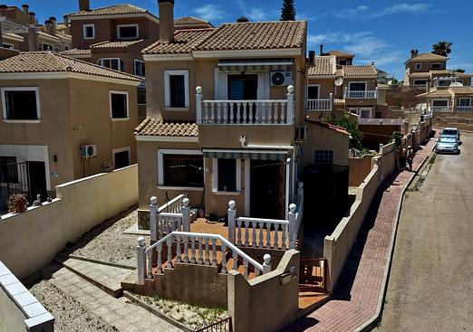 Villa in Orihuela Costa