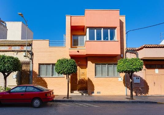 Villa in Benejuzar