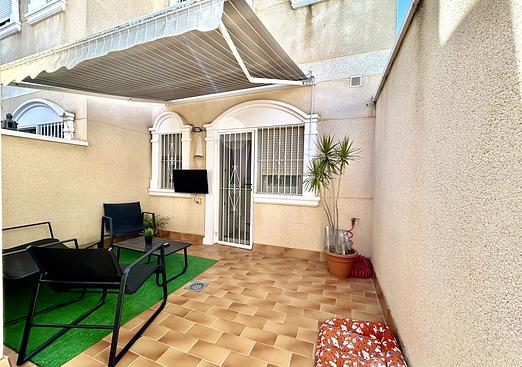 Town house in Heredades