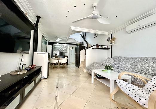 Town house in Heredades