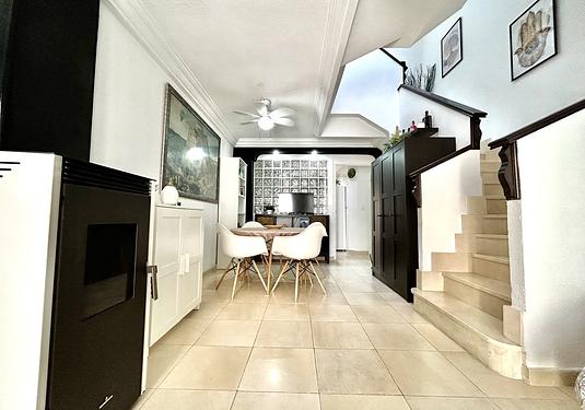 Town house in Heredades