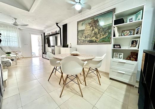 Town house in Heredades
