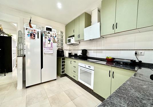Town house in Heredades