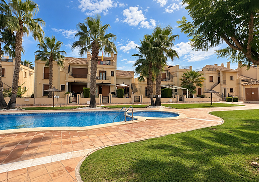 Town house in La Finca Golf Resort