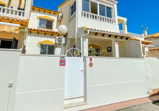 Town house in Orihuela Costa