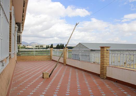 Villa in Fuente Vaqueros