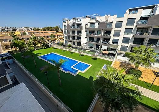 Apartment in Orihuela Costa
